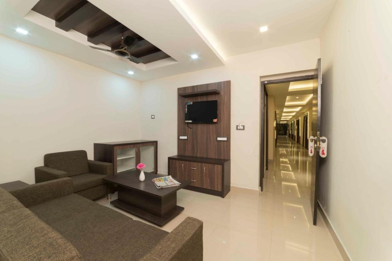 Hotel Sami V Landmarks Arantāngi Екстериор снимка